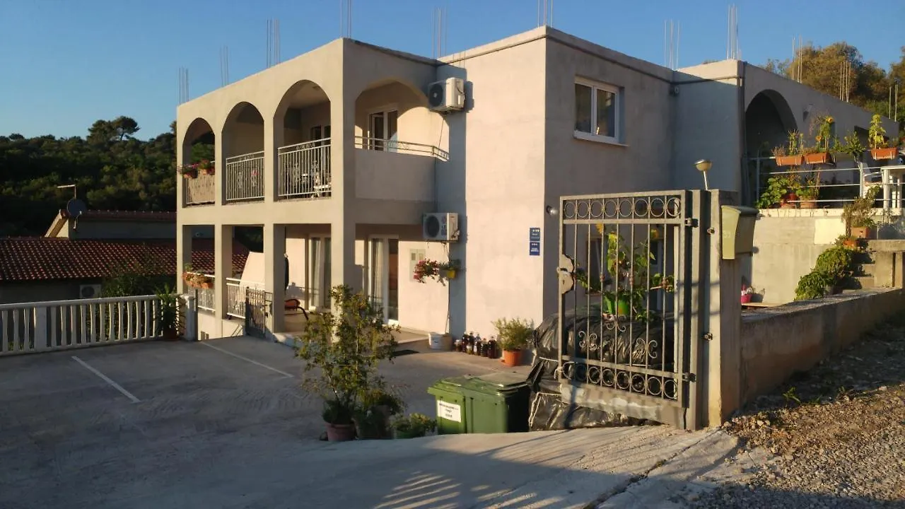Apartment Tina Trogir Chorwacja