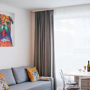 Holesovice Delight: Modern Comfort With A Twist In 7 Praga